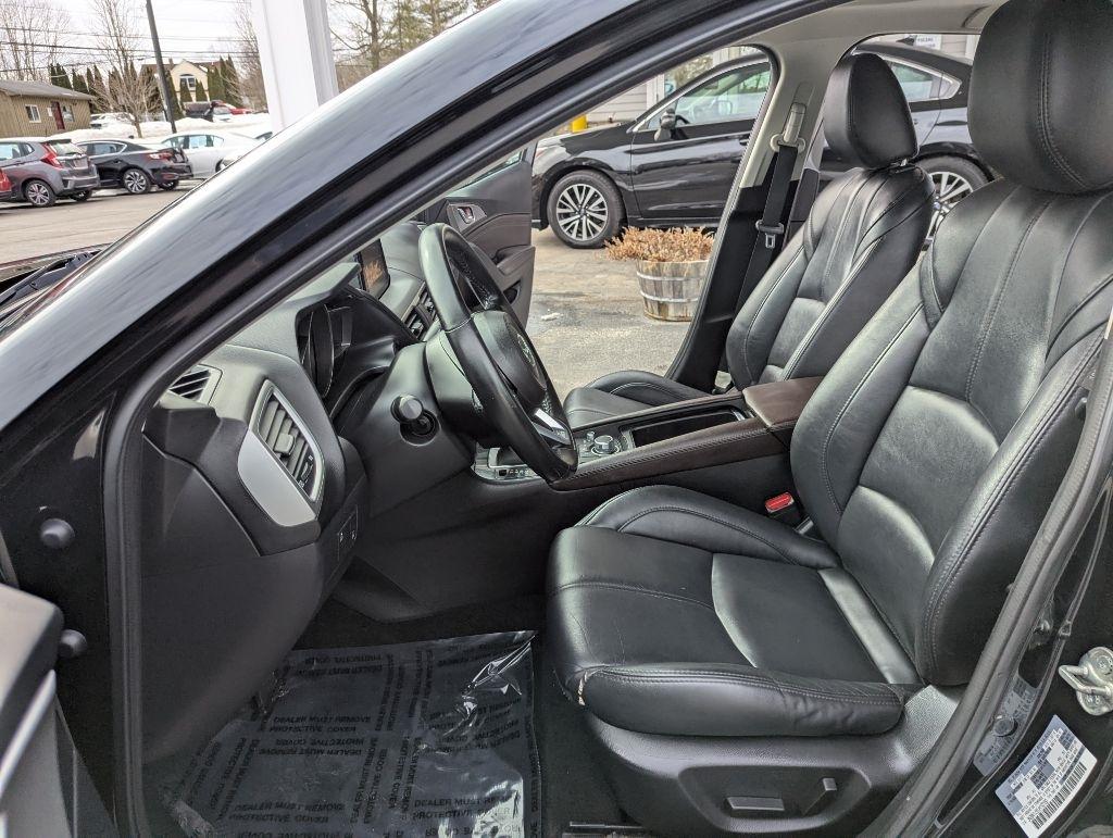 Mazda MAZDA3 s Touring AT 4-Door 2018