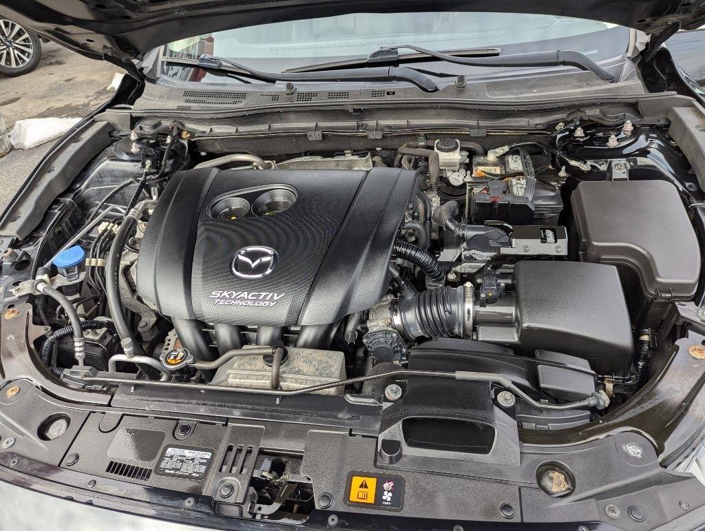 Mazda MAZDA3 s Touring AT 4-Door 2018