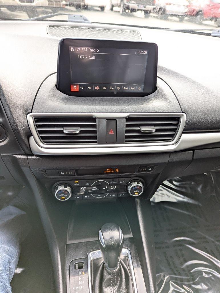 Mazda MAZDA3 s Touring AT 4-Door 2018