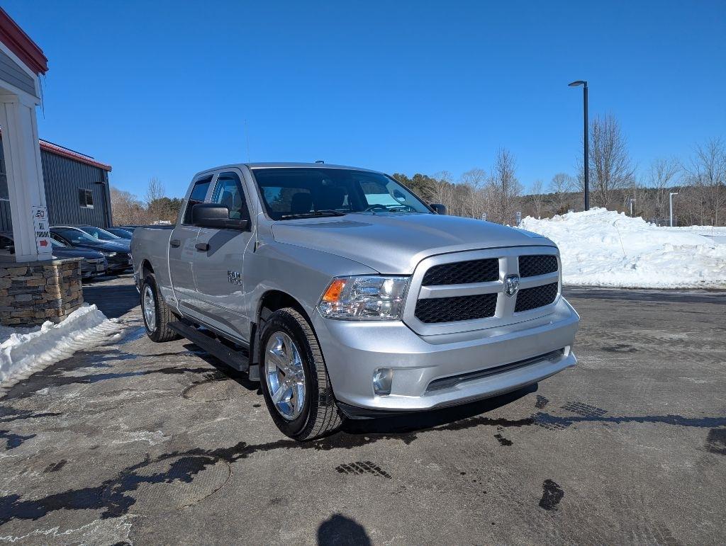 RAM 1500 Tradesman Quad Cab 4WD 2017