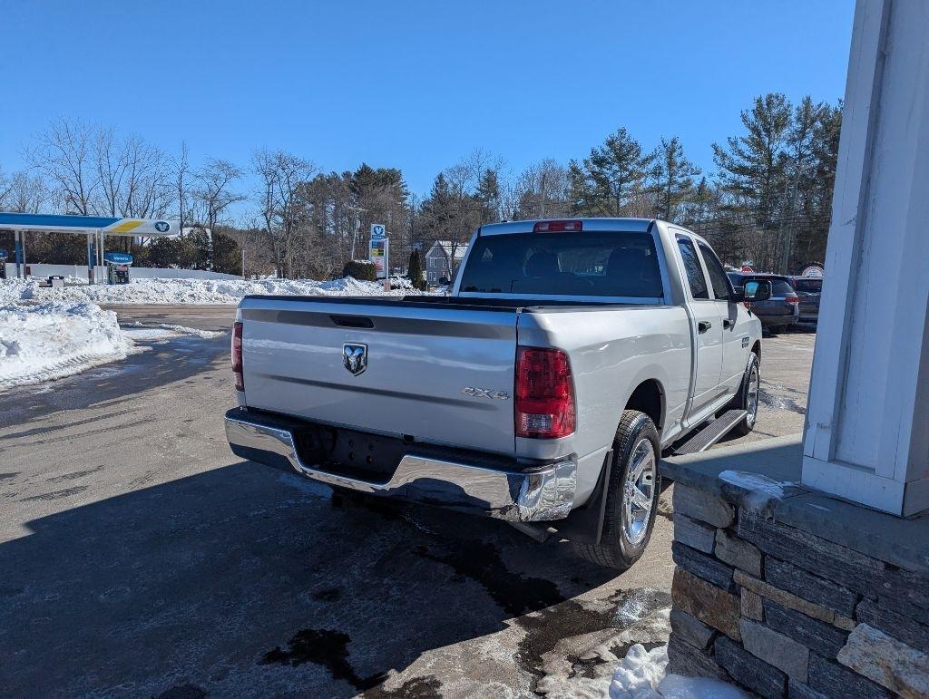 RAM 1500 Tradesman Quad Cab 4WD 2017