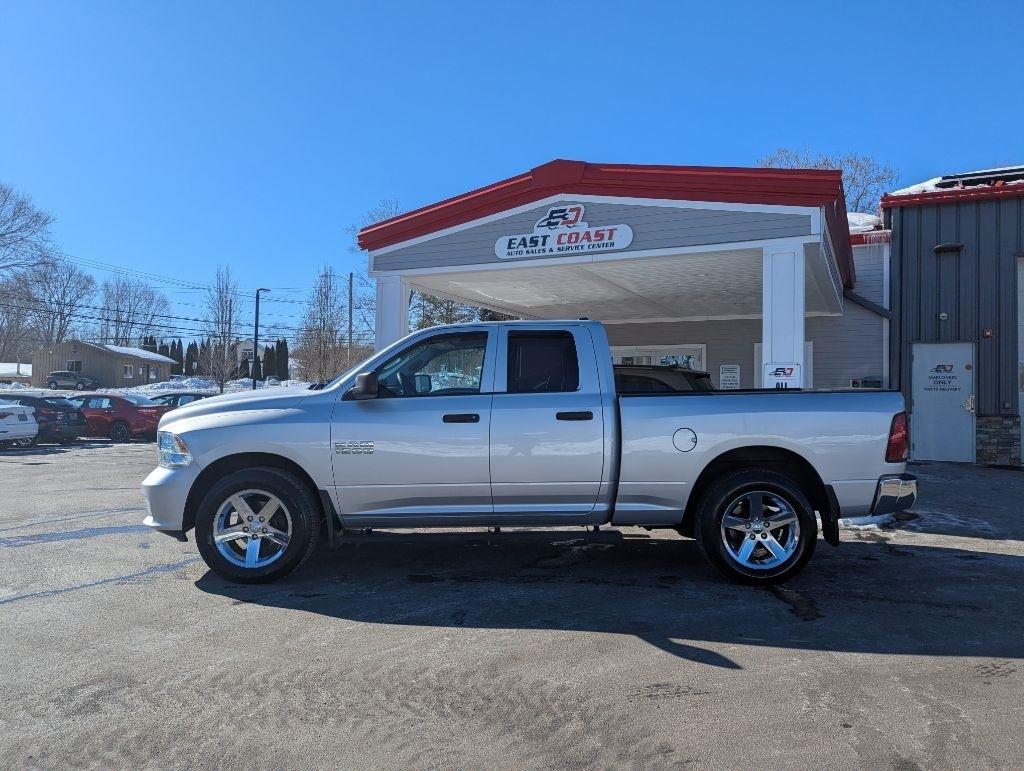 RAM 1500 Tradesman Quad Cab 4WD 2017
