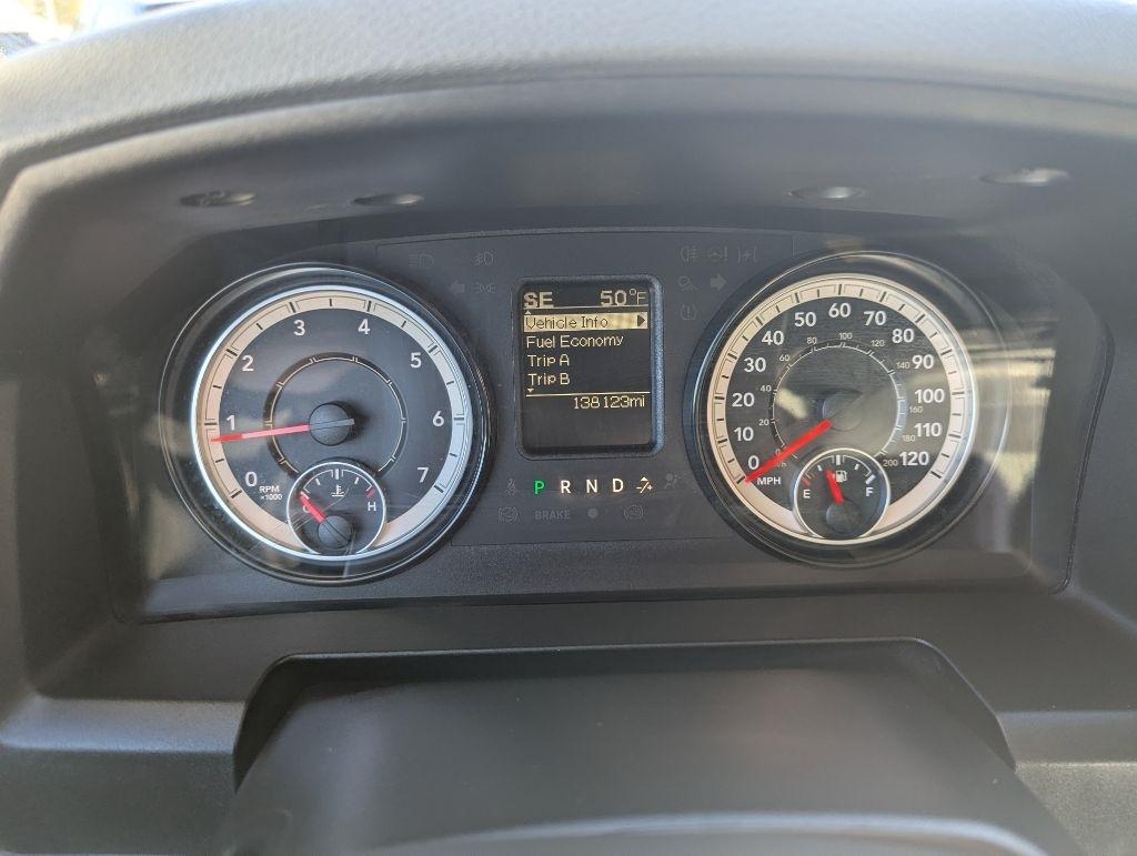 RAM 1500 Tradesman Quad Cab 4WD 2017