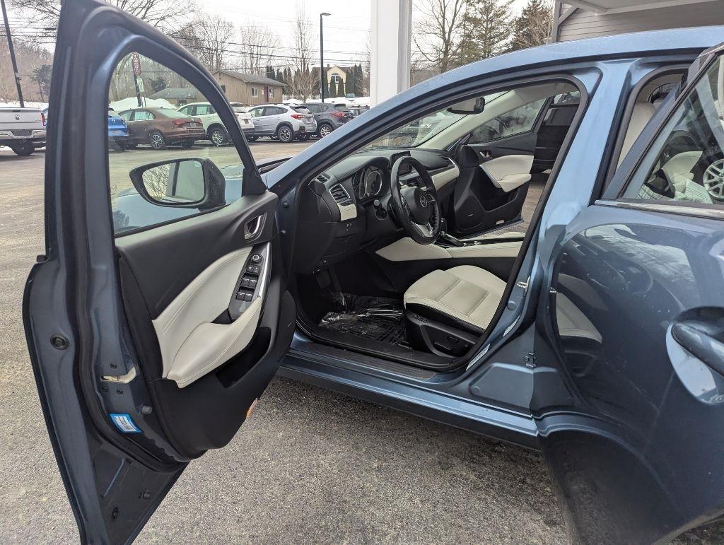 Mazda MAZDA6 i Grand Touring 2016