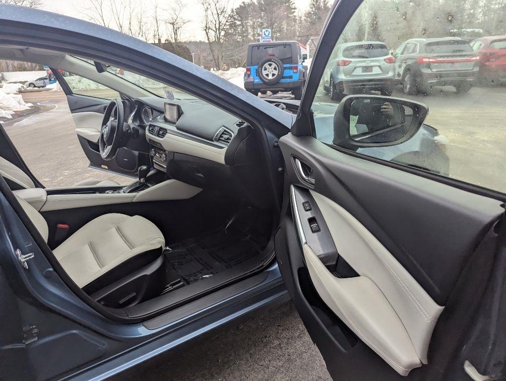 Mazda MAZDA6 i Grand Touring 2016