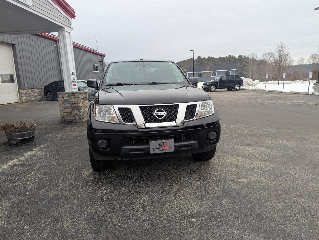 Nissan Frontier S Crew Cab 5AT 4WD 2015