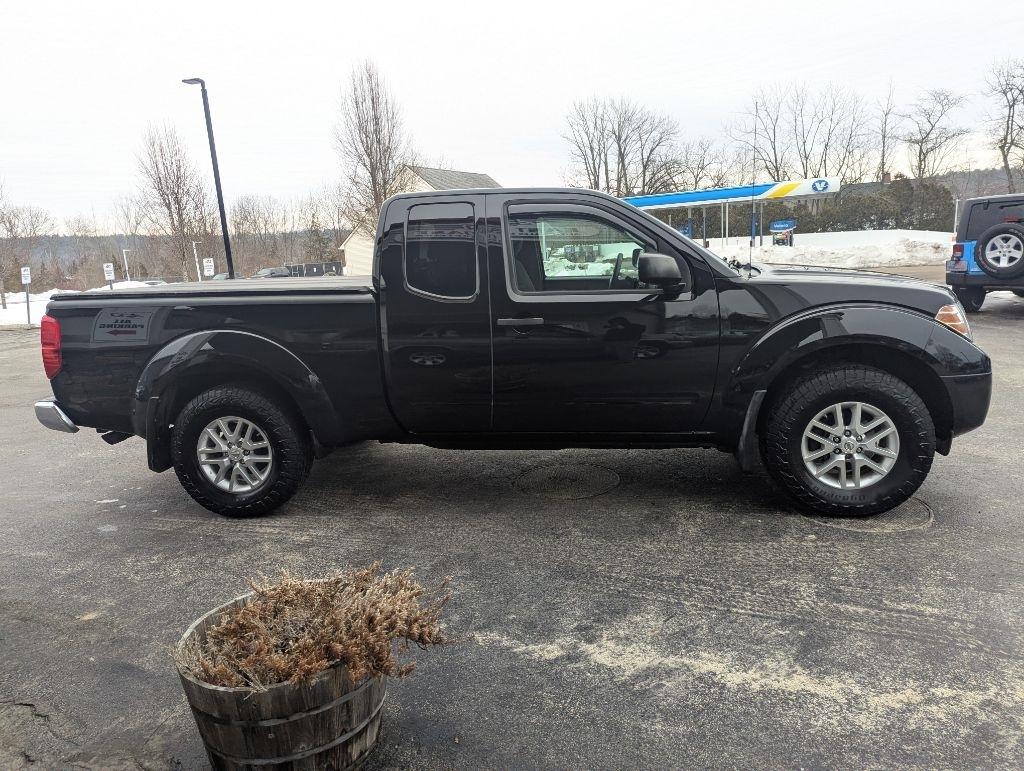 Nissan Frontier S Crew Cab 5AT 4WD 2015