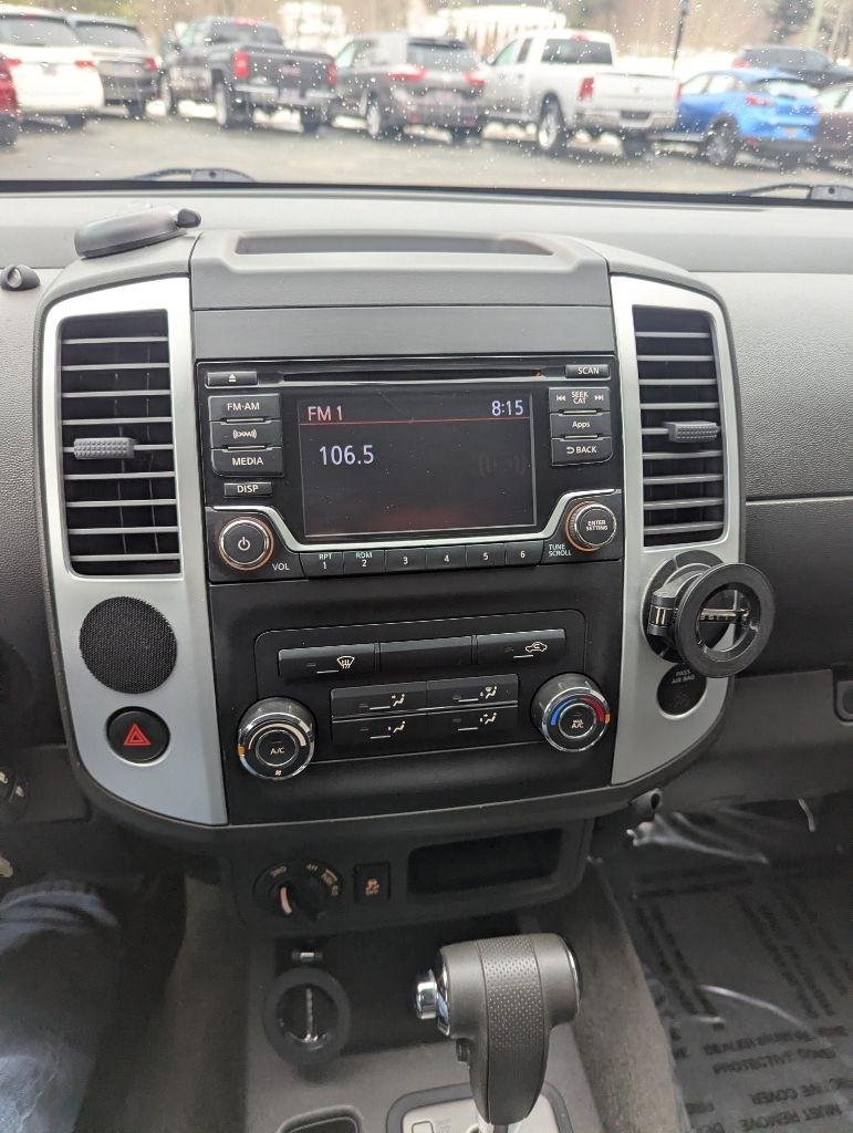 Nissan Frontier S Crew Cab 5AT 4WD 2015