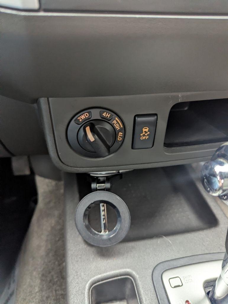 Nissan Frontier S Crew Cab 5AT 4WD 2015