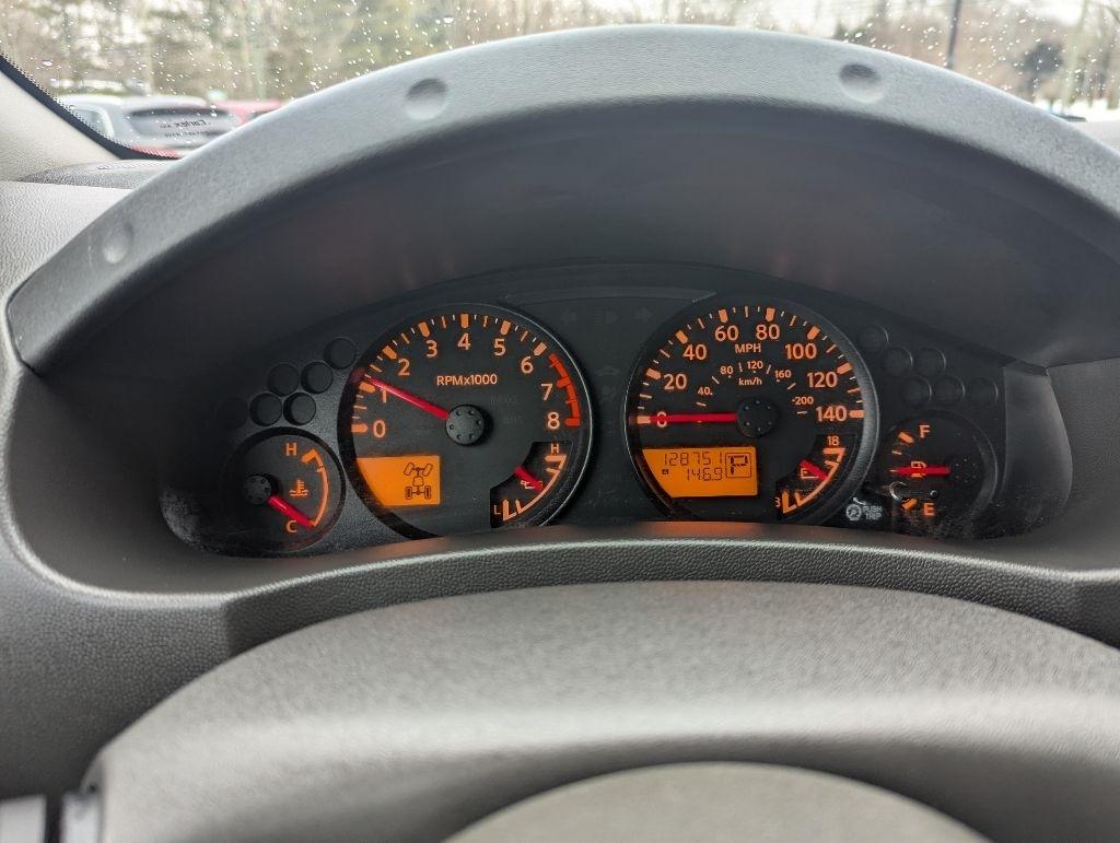 Nissan Frontier S Crew Cab 5AT 4WD 2015