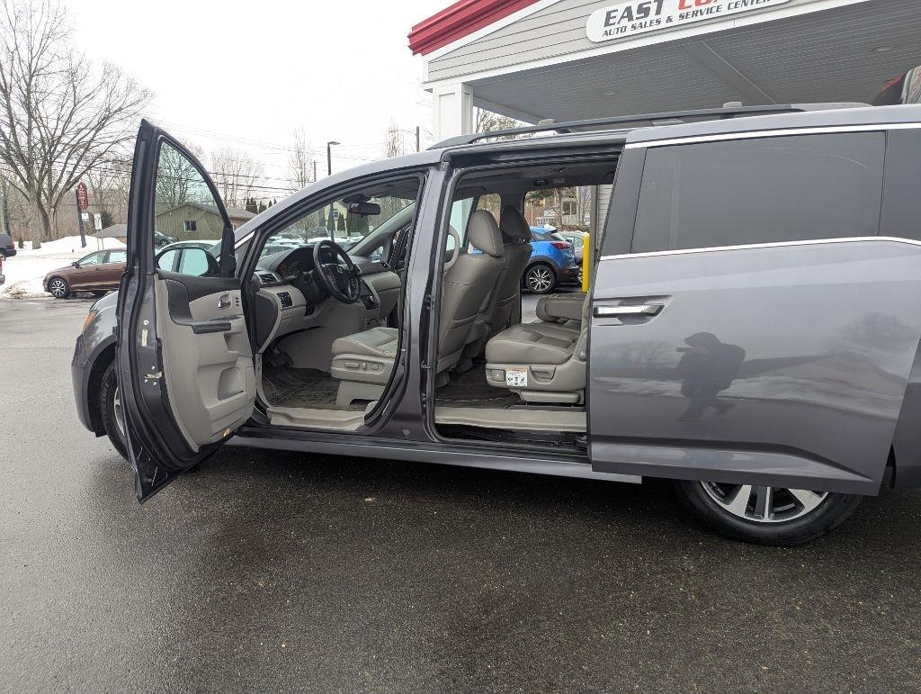 Honda Odyssey Touring 2015