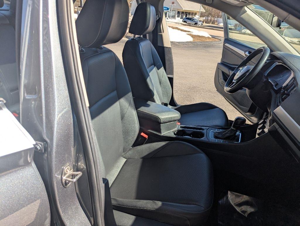 Volkswagen Jetta 1.4T S 8A 2019