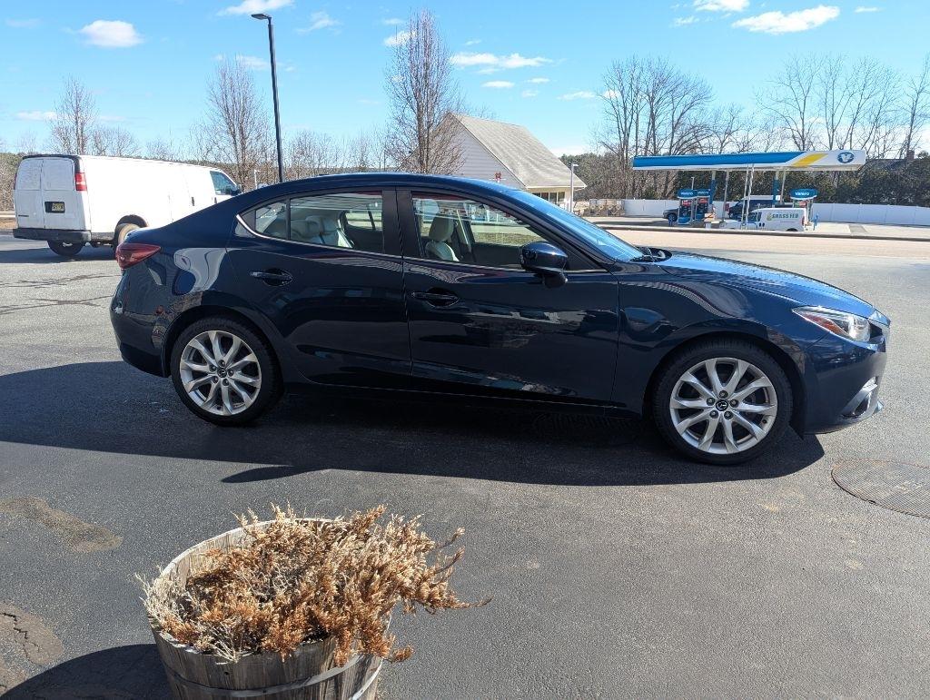 Mazda MAZDA3 s Grand Touring MT 4-Door 2015