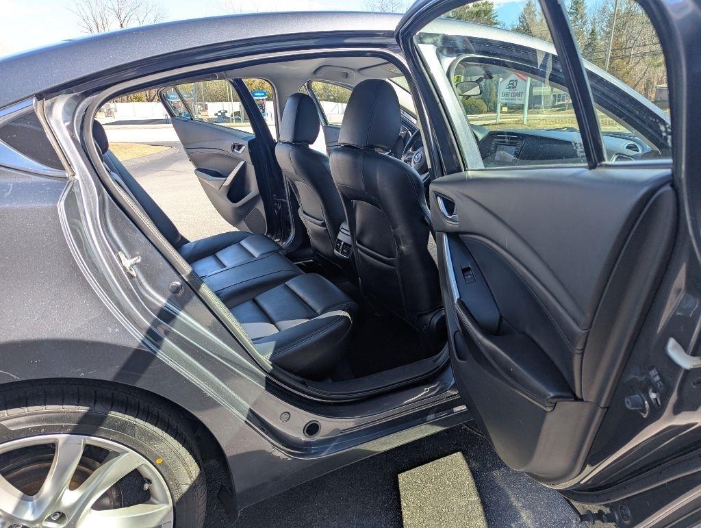 Mazda MAZDA6 i Touring 2015