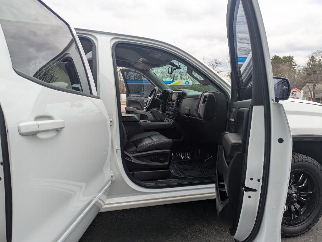 GMC Sierra 1500 SLT Crew Cab Long Box 4WD 2017