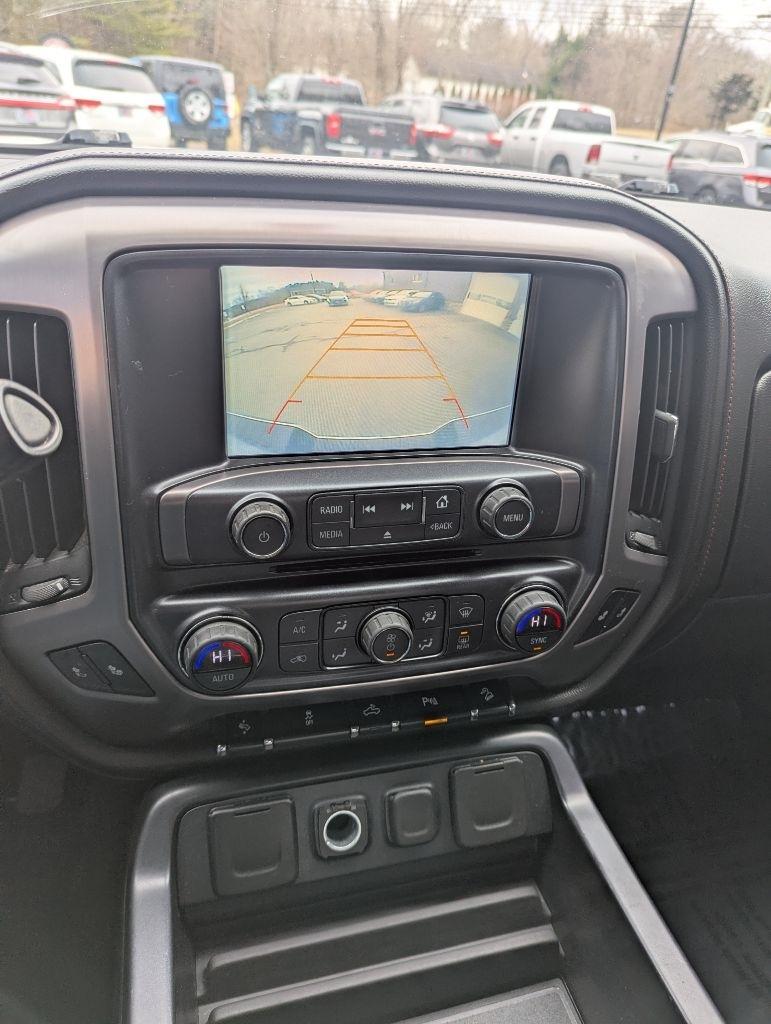 GMC Sierra 1500 SLT Crew Cab Long Box 4WD 2017