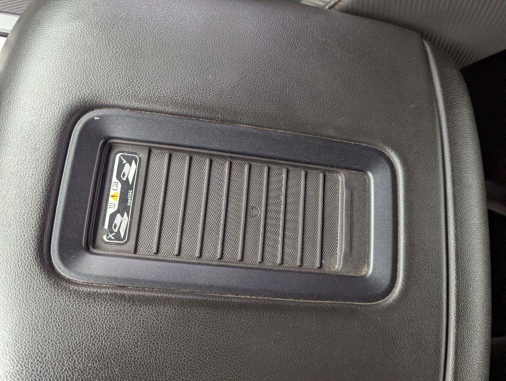 GMC Sierra 1500 SLT Crew Cab Long Box 4WD 2017