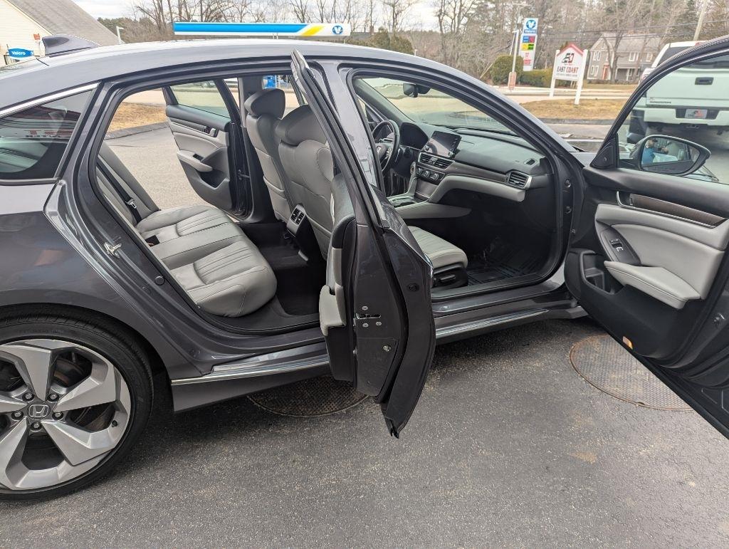 Honda Accord Touring 2.0T 10A 2018