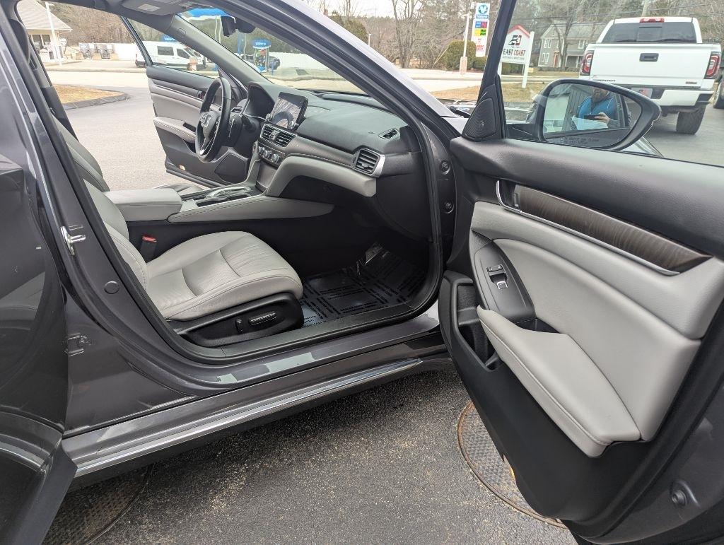 Honda Accord Touring 2.0T 10A 2018