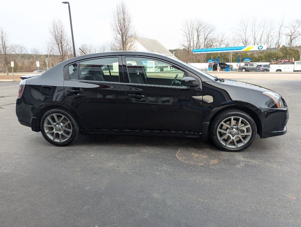 Nissan Sentra SE-R Spec V 2012