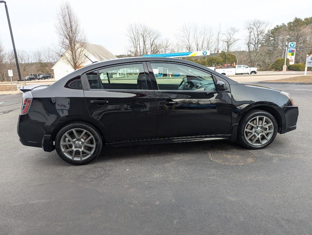 Nissan Sentra SE-R Spec V 2012