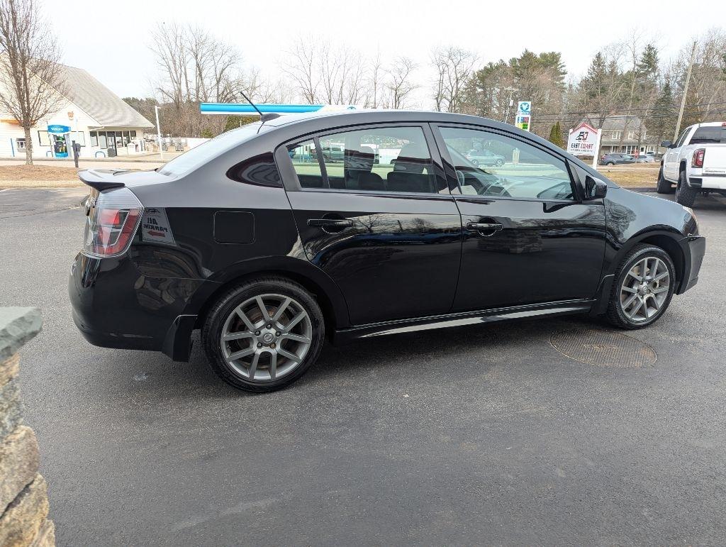 Nissan Sentra SE-R Spec V 2012