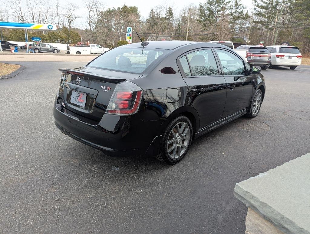 Nissan Sentra SE-R Spec V 2012