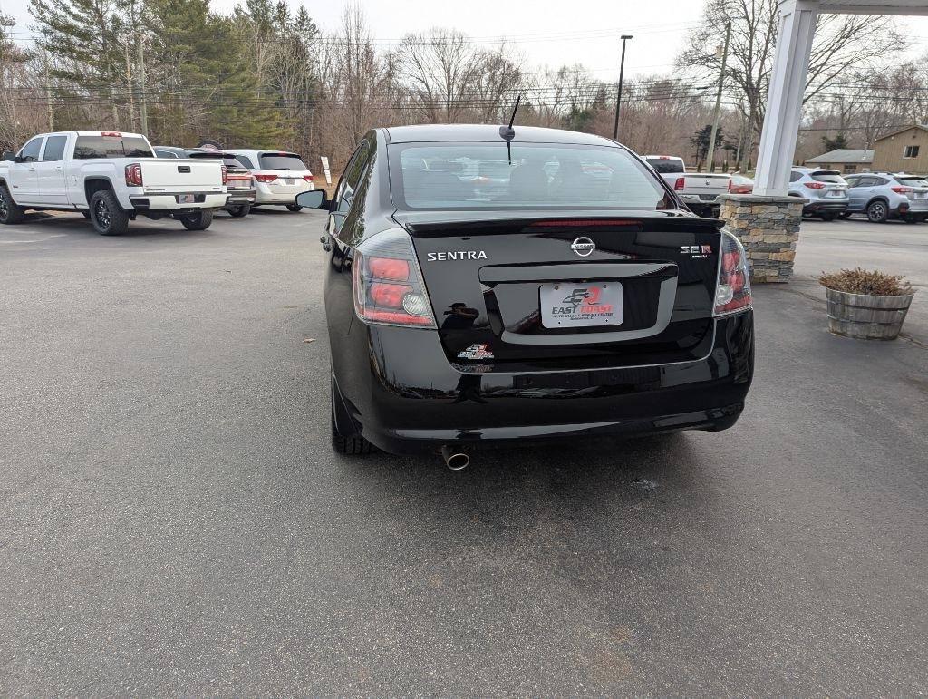 Nissan Sentra SE-R Spec V 2012