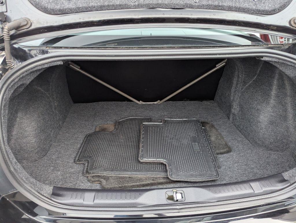 Nissan Sentra SE-R Spec V 2012