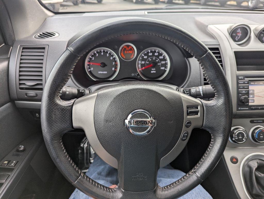 Nissan Sentra SE-R Spec V 2012