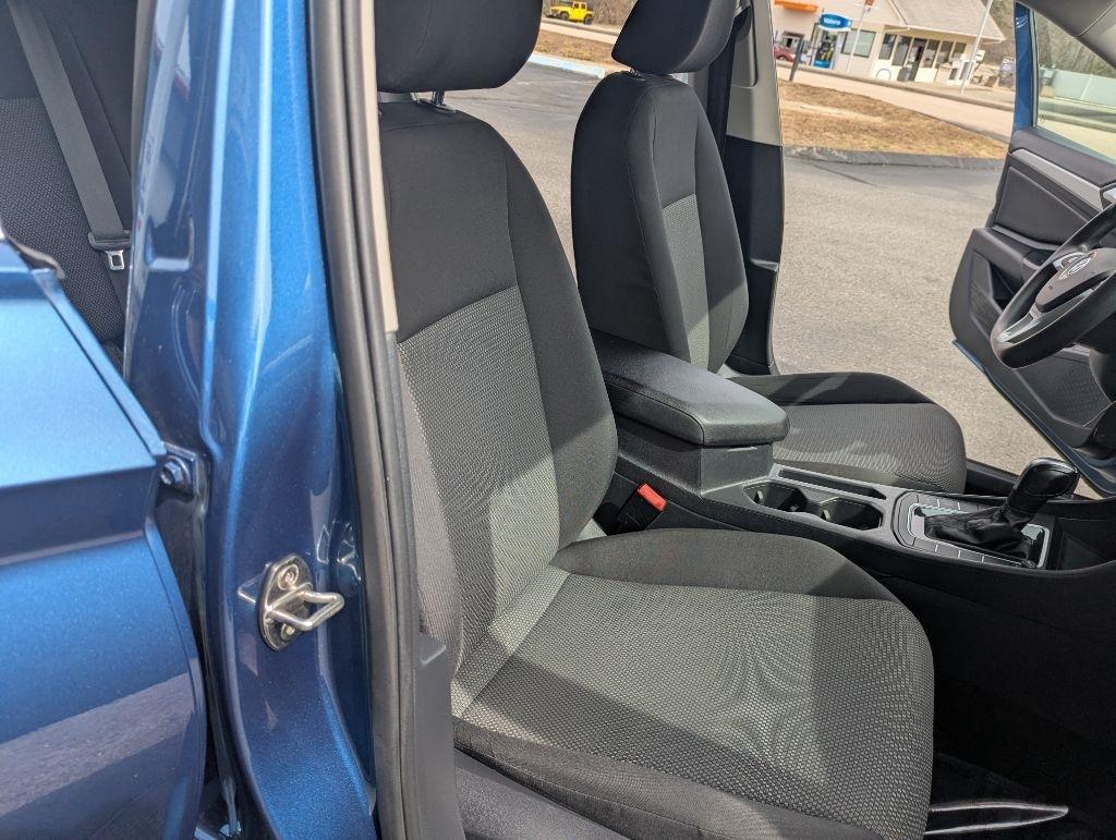 Volkswagen Jetta 1.4T S 8A 2019