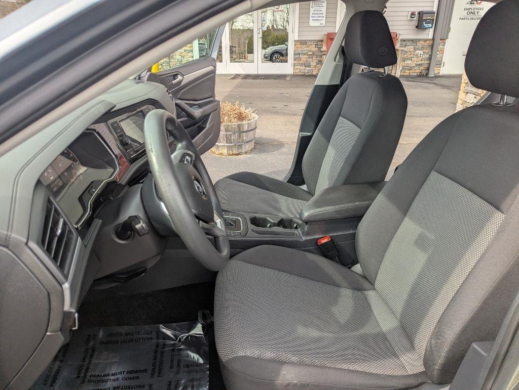 Volkswagen Jetta 1.4T S 8A 2021