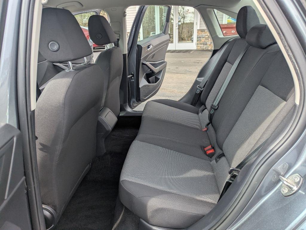 Volkswagen Jetta 1.4T S 8A 2021