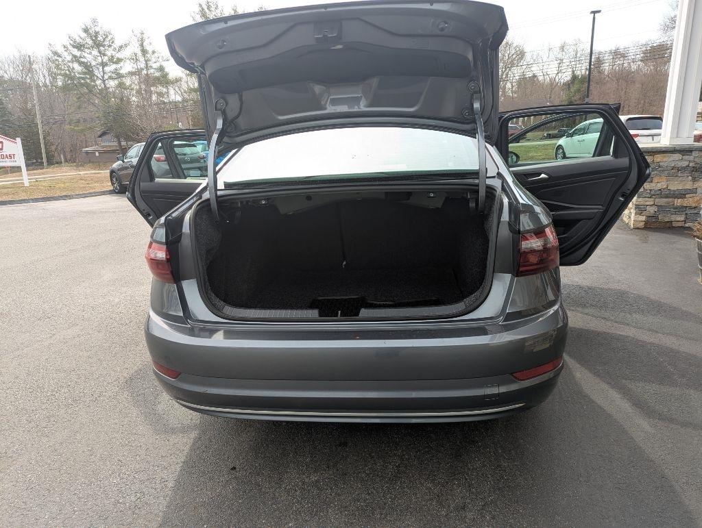 Volkswagen Jetta 1.4T S 8A 2021