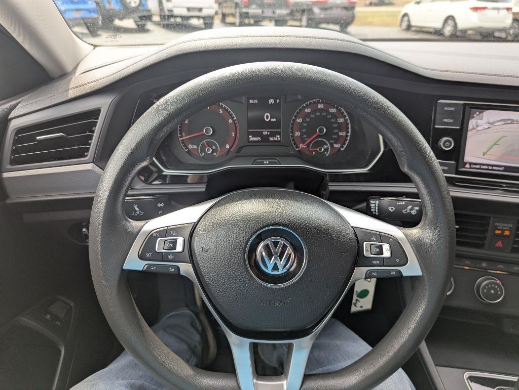 Volkswagen Jetta 1.4T S 8A 2021