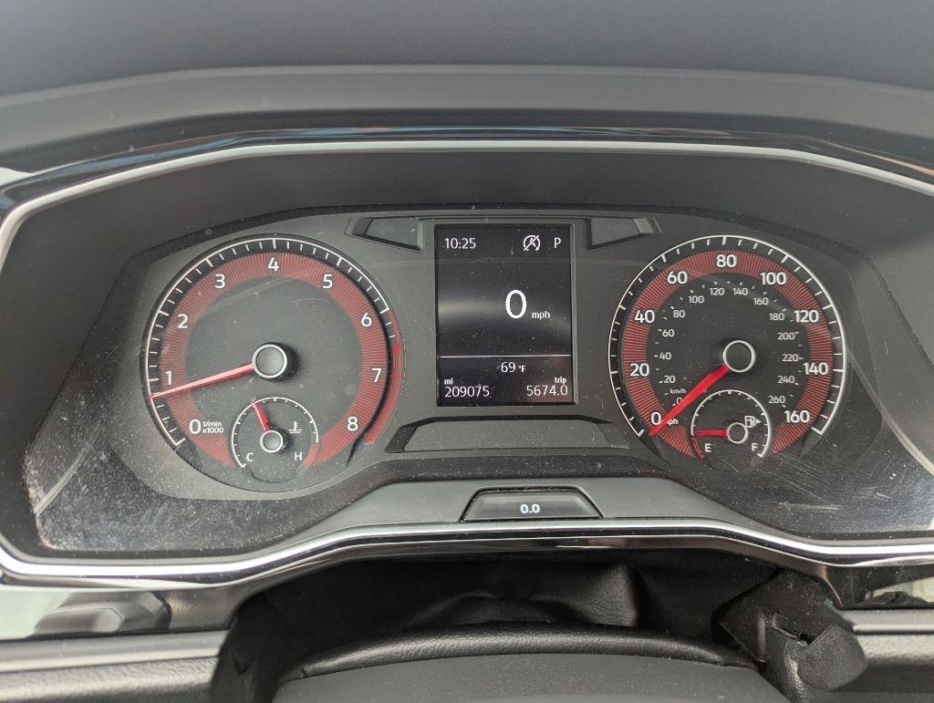 Volkswagen Jetta 1.4T S 8A 2021