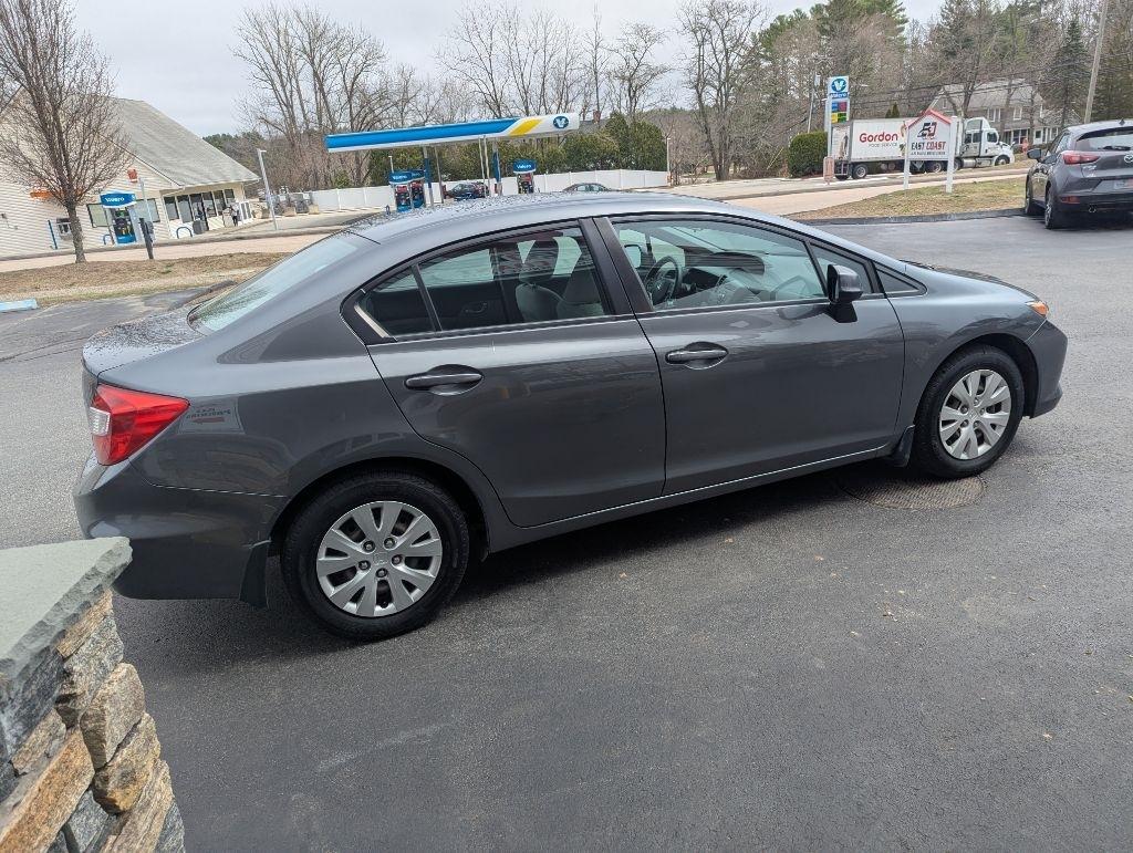 Honda Civic LX Sedan 5-Speed AT 2012