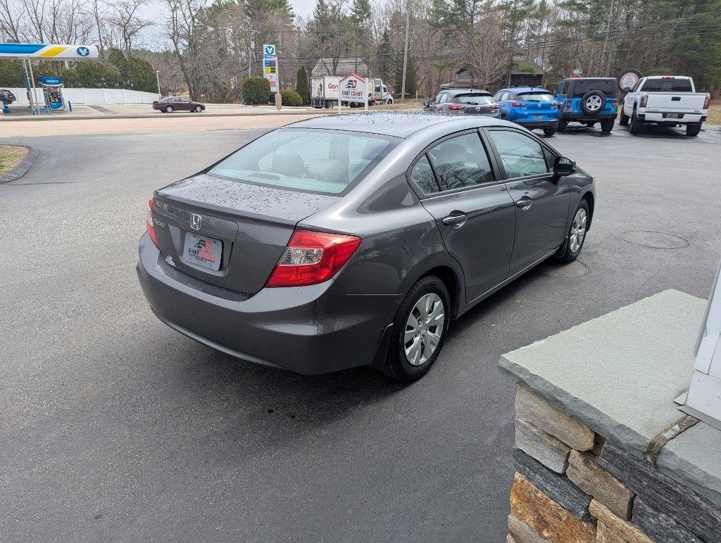 Honda Civic LX Sedan 5-Speed AT 2012