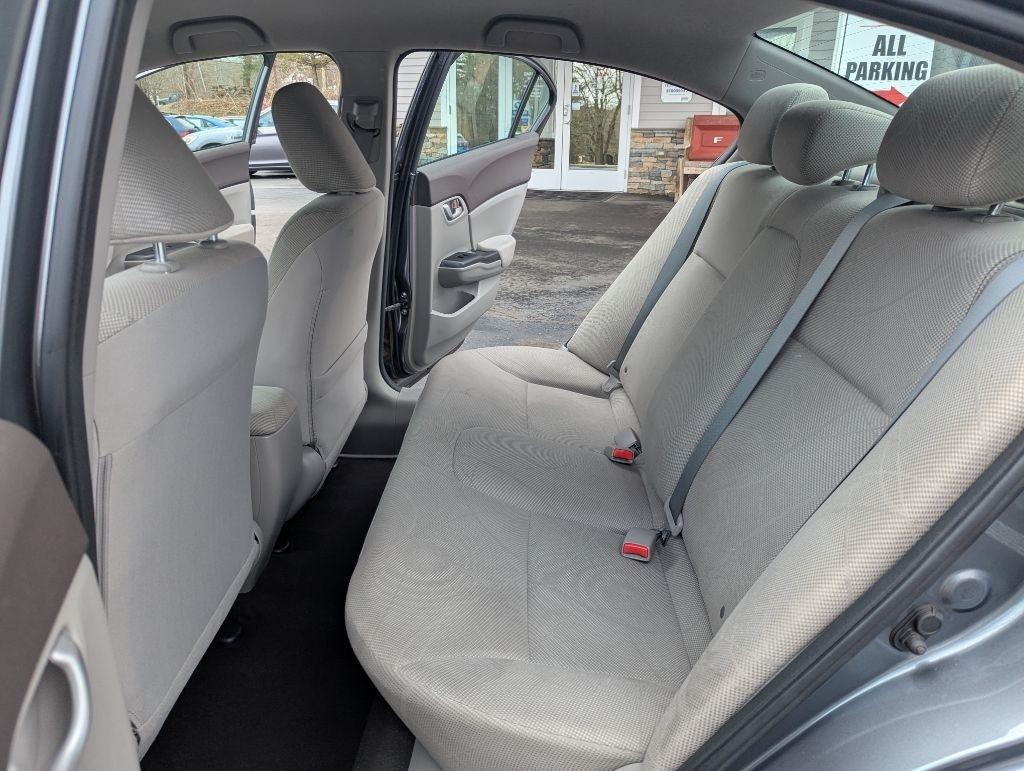 Honda Civic LX Sedan 5-Speed AT 2012