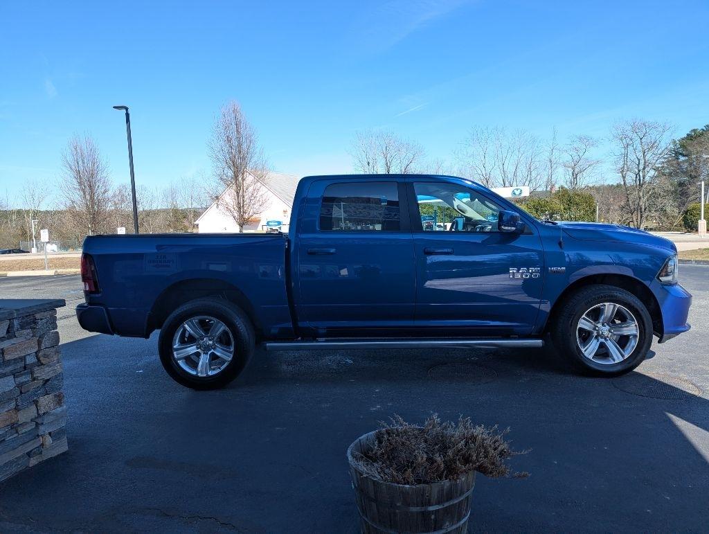 RAM 1500 Sport Crew Cab SWB 4WD 2016