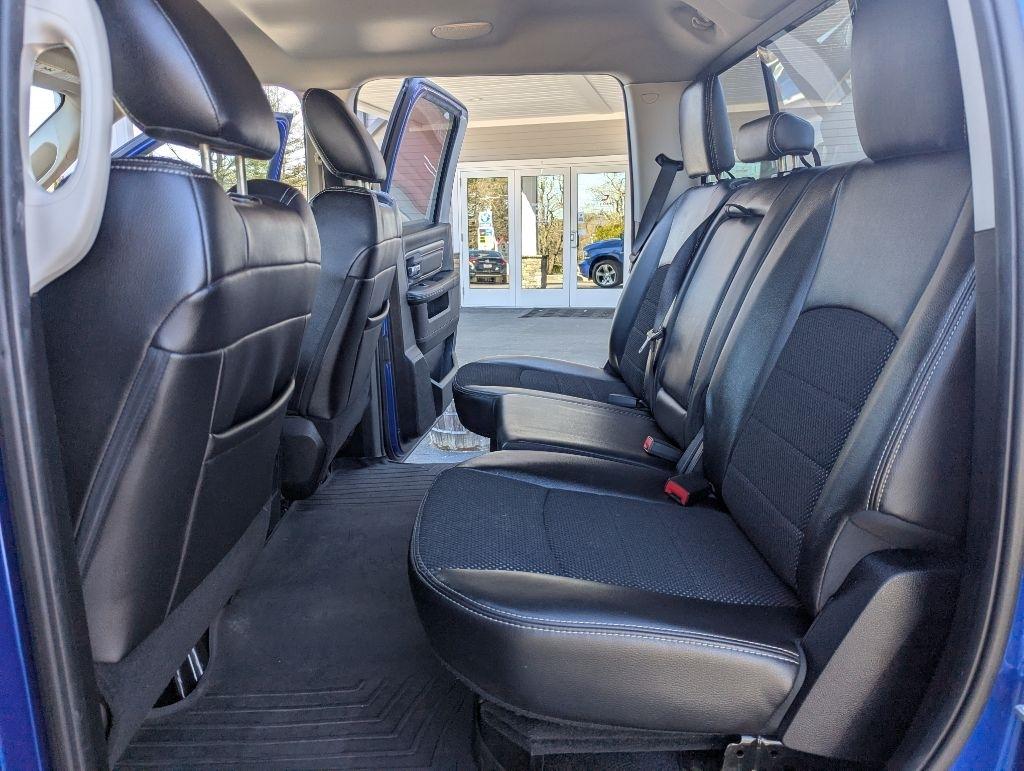 RAM 1500 Sport Crew Cab SWB 4WD 2016