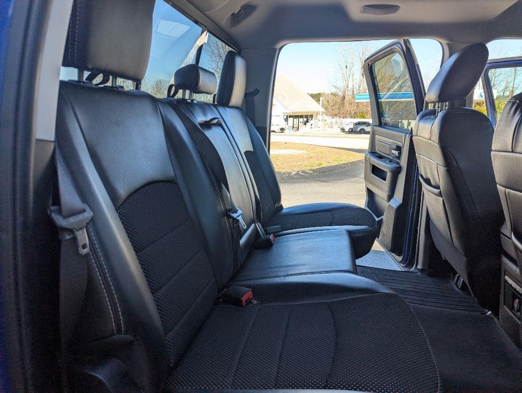 RAM 1500 Sport Crew Cab SWB 4WD 2016