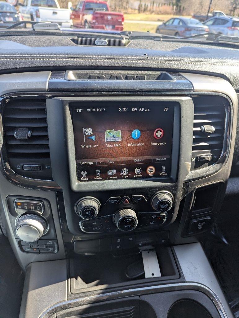 RAM 1500 Sport Crew Cab SWB 4WD 2016