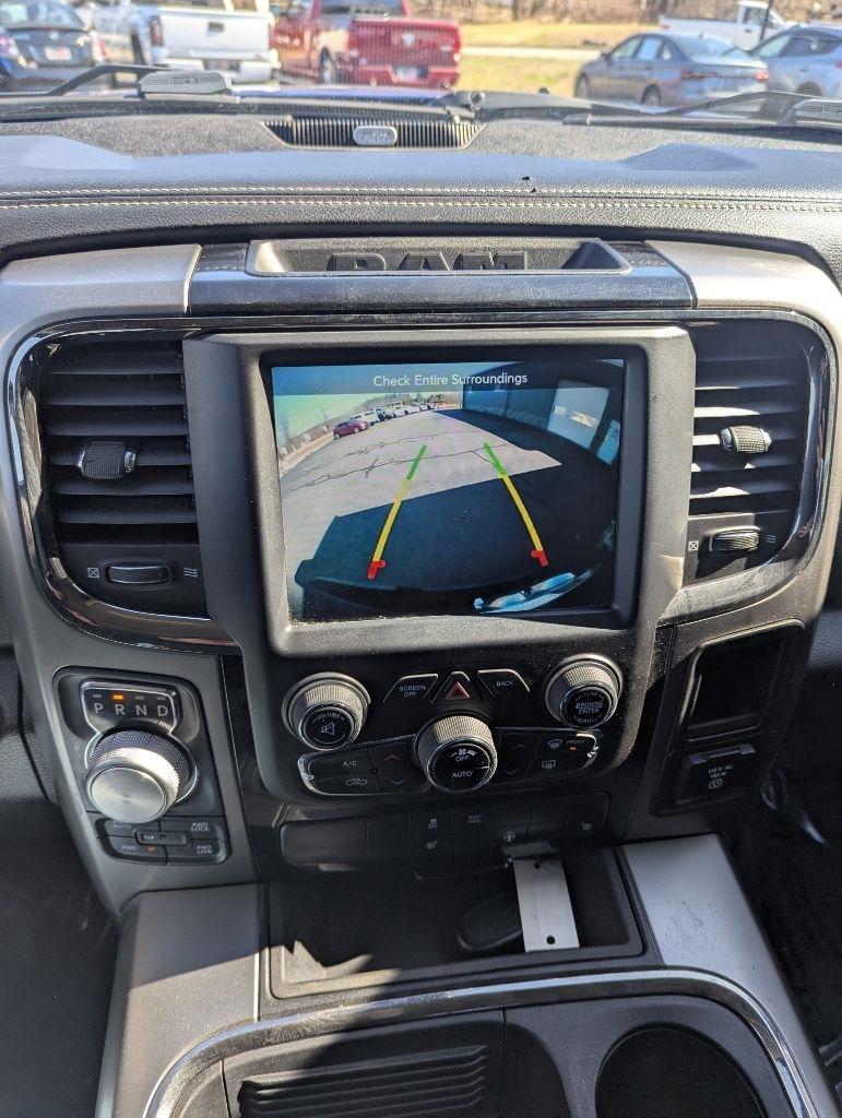 RAM 1500 Sport Crew Cab SWB 4WD 2016