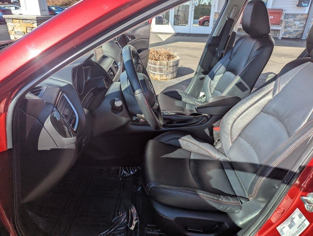 Mazda MAZDA3 I Grand Touring AT 4-Door 2015