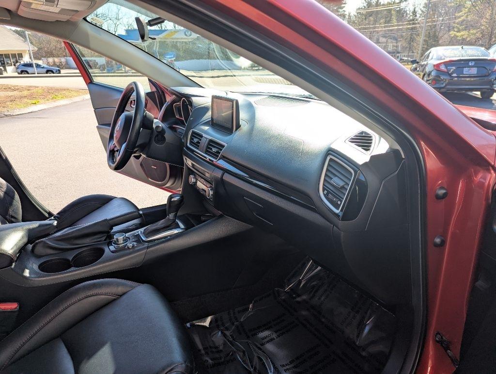 Mazda MAZDA3 I Grand Touring AT 4-Door 2015