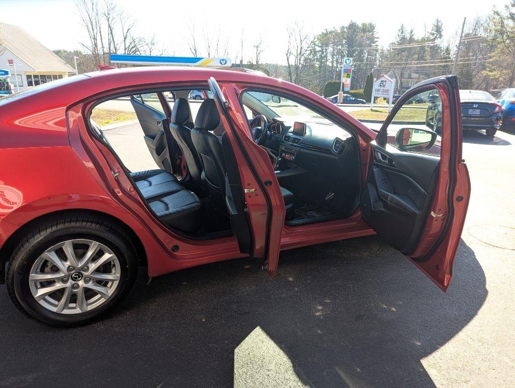 Mazda MAZDA3 I Grand Touring AT 4-Door 2015