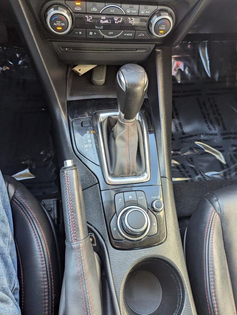 Mazda MAZDA3 I Grand Touring AT 4-Door 2015