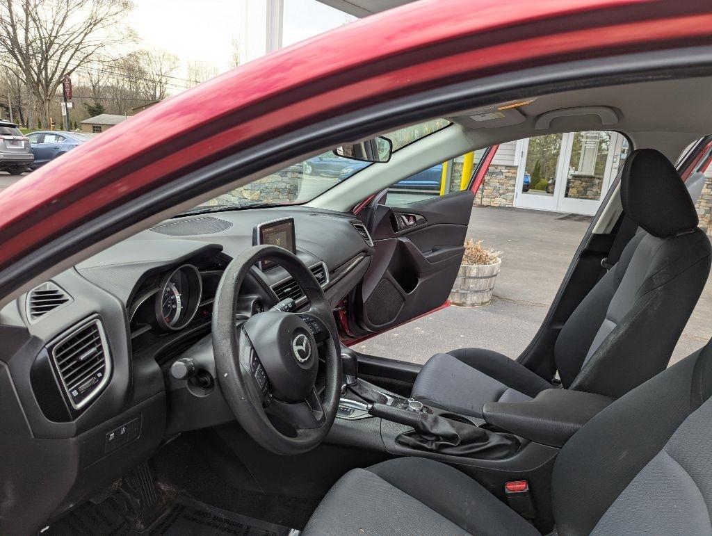 Mazda MAZDA3 i Sport AT 4-Door 2016