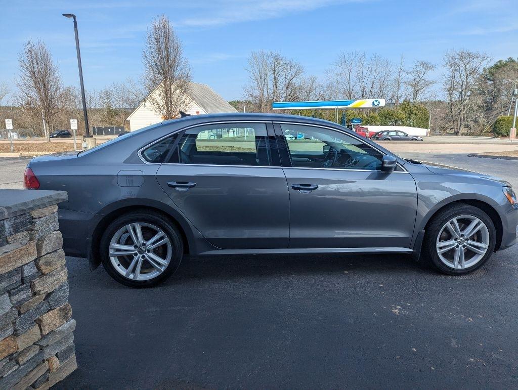 Volkswagen Passat TDI SE 6A w/ Sunroof 2015